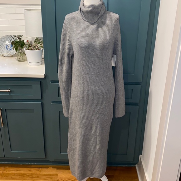 NWOT Lulus Sheerah Grey Turtleneck Midi Sweater Dress - Picture 4 of 10